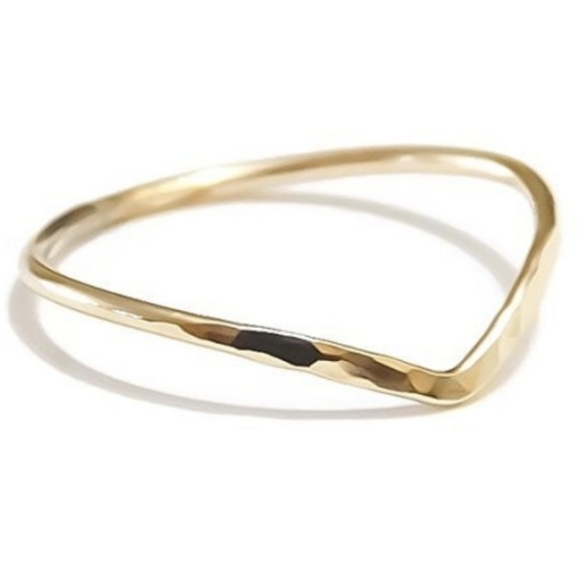 New Gold Filled Hammered Chevron Ring - Picture 2 of 4